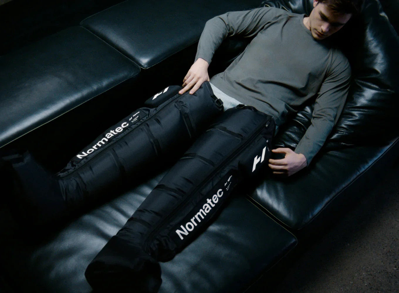 Normatec Premier Крака
